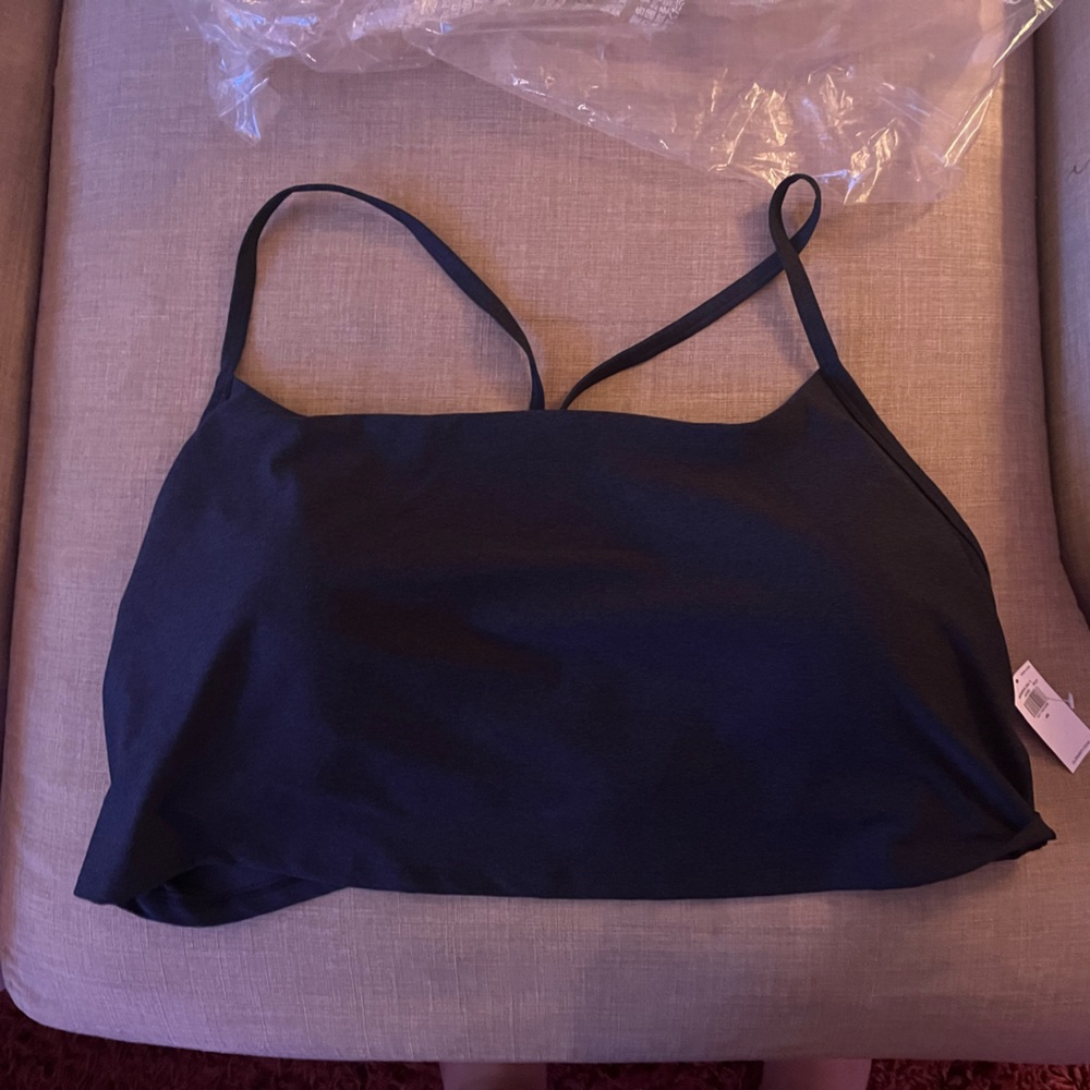 Old navy 4x plus size tshirt sports bra